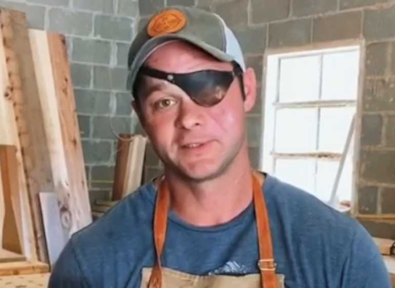 Chase Looney, the go-to carpenter of show "Fixer to Fabulous"