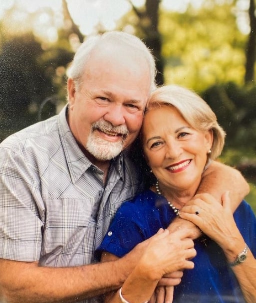 Image of Dave Marrs' parents, Donna and Dave Marrs