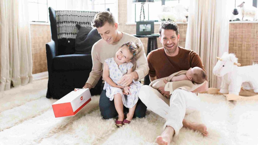 Image of Nate Berkus and Jeremiah Brent with their kids